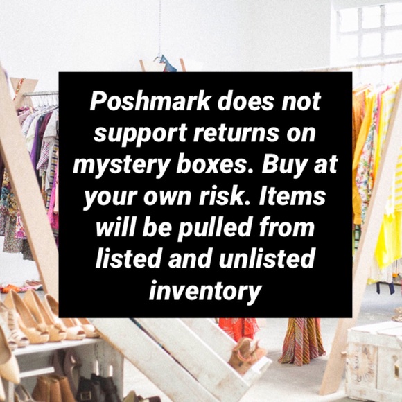 Mystery Box Tops - aprox 5 pieces - Picture 2 of 6